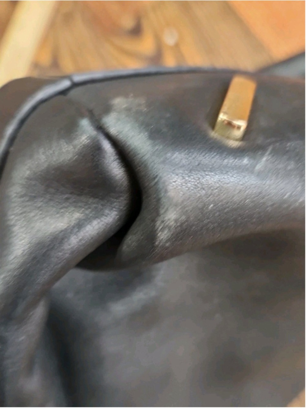 Vince Camuto Josie Hobo Bag Smooth Leather EUC - Picture 14 of 16